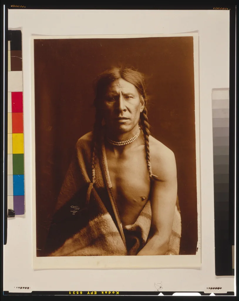 Heavy Shield, 1900