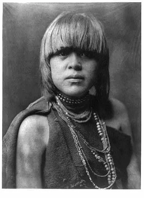 Póvi-Támu ("Flower Morning") - San Ildefonso, 1925