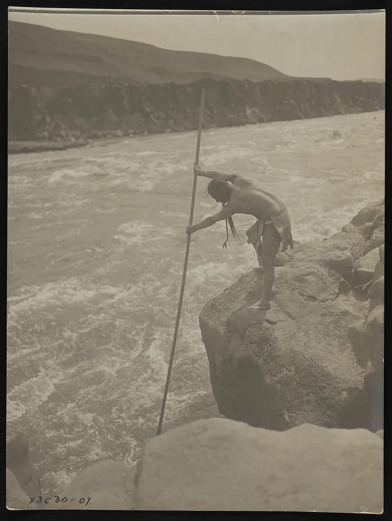 The fisherman--Wishham (i.e., Wishram), Washington, 1910