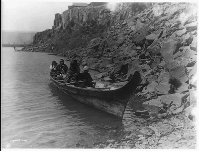 On the Columbia--Wishham (i.e., Wishram), Washington, 1910