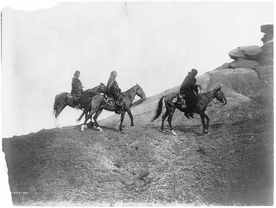 Into the hills--Navaho, 1905