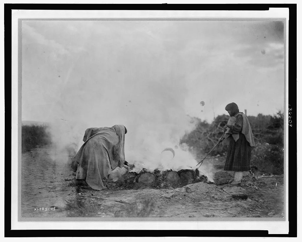Pottery burners at Santa Clara, New Mexico, Pueblo Of Santa Clara, 1905