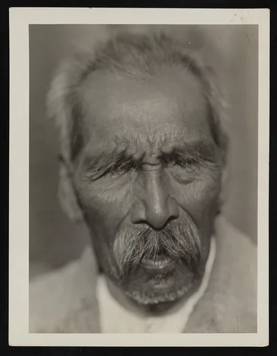 Otila-Maidu, California, 1900