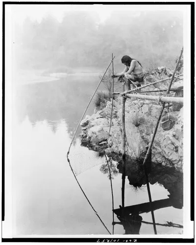 Fishing from a platform, 1923