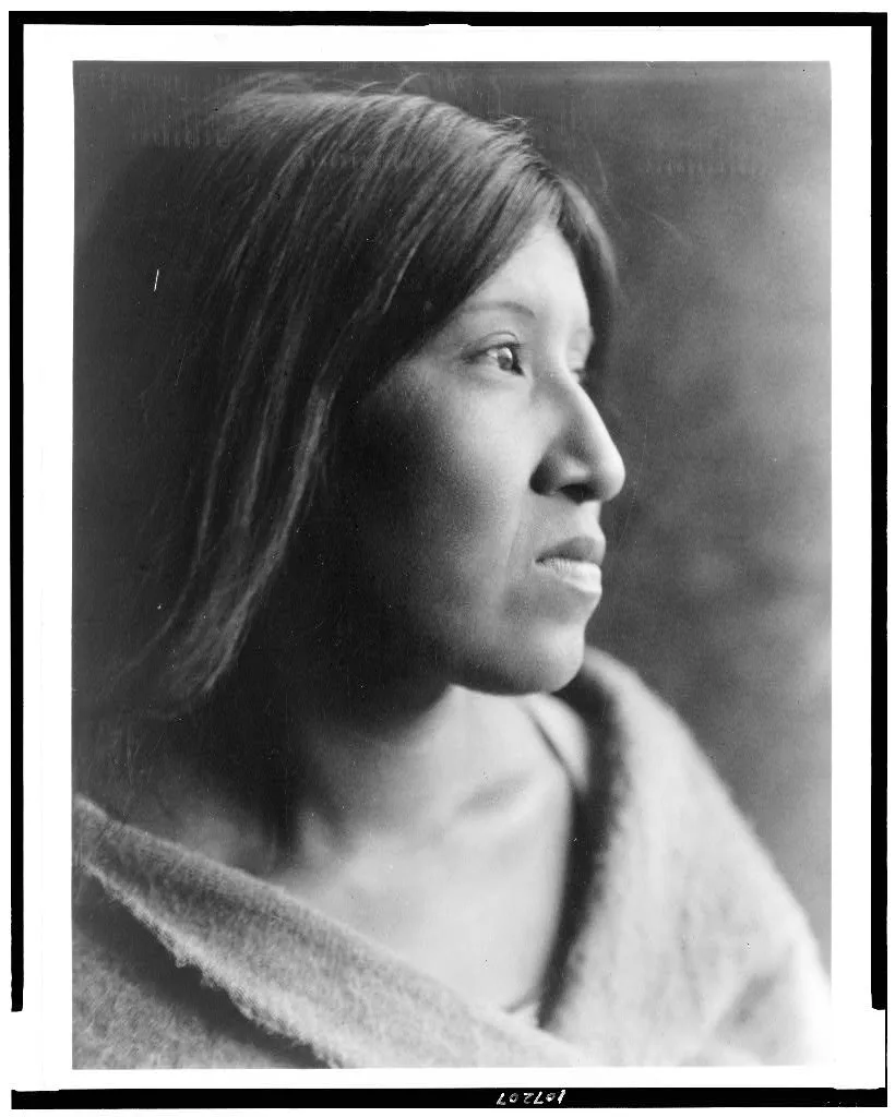 [A Desert Cahuilla woman, head-and-shoulders portrait, facing right], 1924