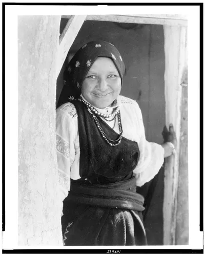 Photograph from 1926: [An Isleta woman]