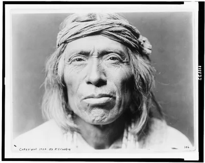 [Head-and-shoulders portrait of Shiwawatiwa, a Zuni Indian, facing…, 1903