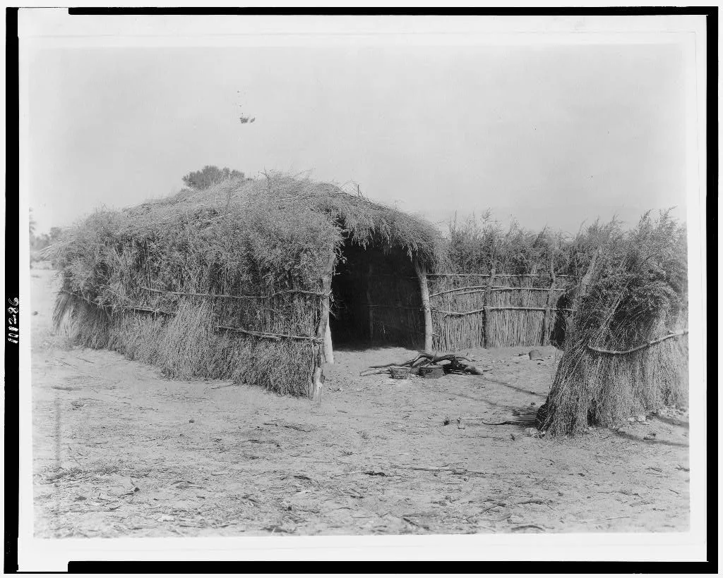 [Cahuilla house in the desert, California], 1924