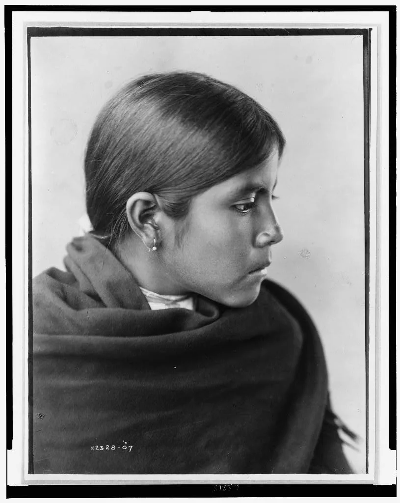 Qahatika girl, 1907
