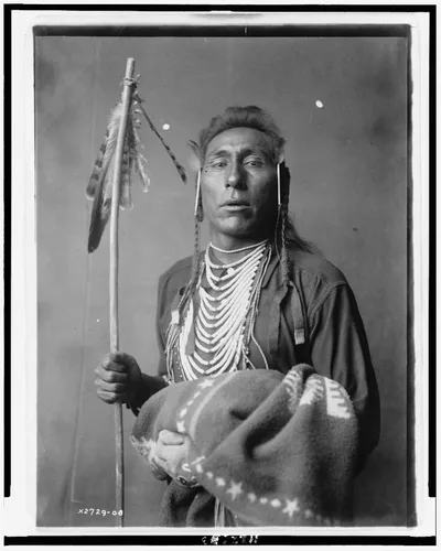 Tries His Knee, Montana, 1908