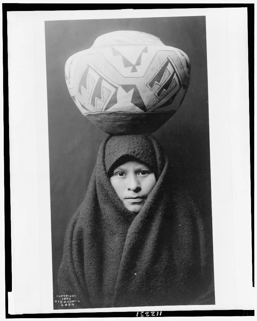 Zuni girl with jar, New Mexico, 1903