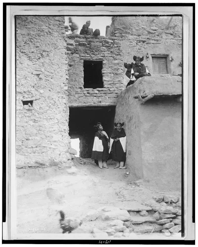 Good morning--Hopi, Arizona, Structures, 1906