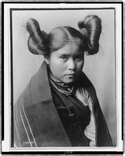 Chaiwa--Tewa, 1906